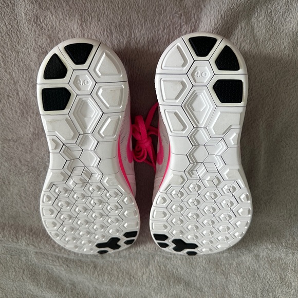 custom nike running shoes - Picture 4 of 4